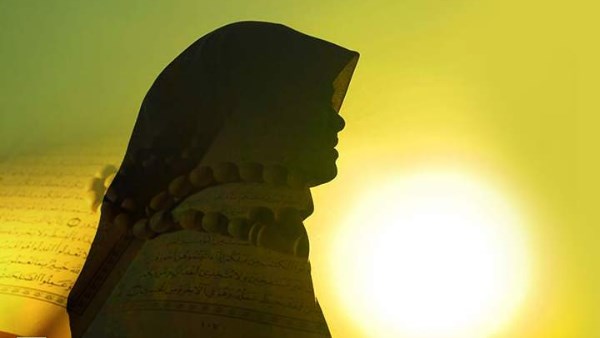 ما الواجب على المرأة إن أتاها الحيض في رمضان؟.. الأزهر يجيب