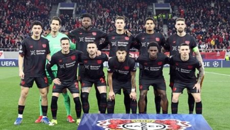 ملحق دوري الأبطال.. باير ليفركوزن يحقق فوزًا هامًا خارج ملعبه على أولمبياكوس