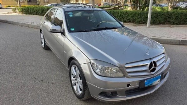 اركب مرسيدس C180 سعرها 850 ألف جنيه