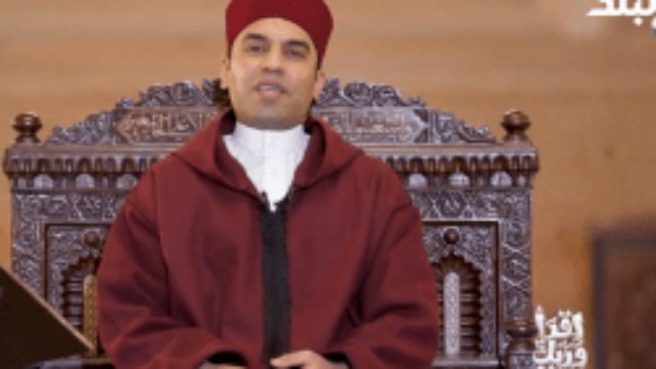 قبل خلق الإنسان.. من هم المخلوقات التي سكنت الأرض؟