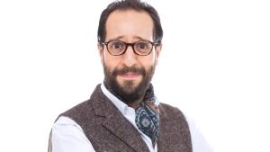 أحمد أمين يكشف سر حماسه لتقديم مسلسل النص الثاني.. خاص