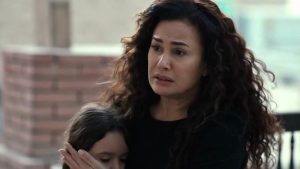 مسلسل مناعة الحلقة 3 .. هند صبري تخطو أولى خطواتها بعالم المخدرات