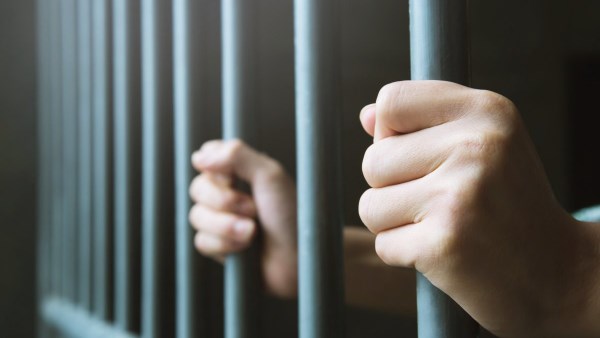 الإعدام عقوبة التخابر لدى دولة أجنبية طبقا للقانون