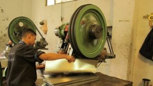 بعد موافقة مجلس الوزراء على.. ماهو تعريف قانون المشروعات المتوسطة؟