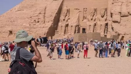 برلماني: تنويع المنتج السياحي ضرورة .. ورمضان فرصة ذهبية للترويج لمصر