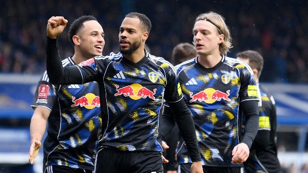 ليدز يونايتد يتأهل لثمن نهائي كأس الاتحاد الإنجليزي بعد إقصاء برمنجهام سيتي