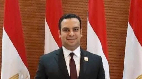 8 سنوات بالمنصب.. تجديد الثقة فى الدكتور عمرو عثمان نائبا لمحافظ بورسعيد
