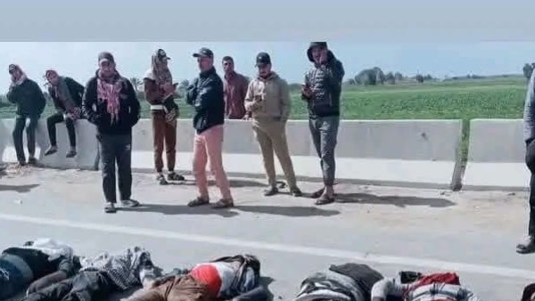 مصرع أكثر من 10 عمال في حادث سيارة بطريق بورسعيد الإسماعيلية