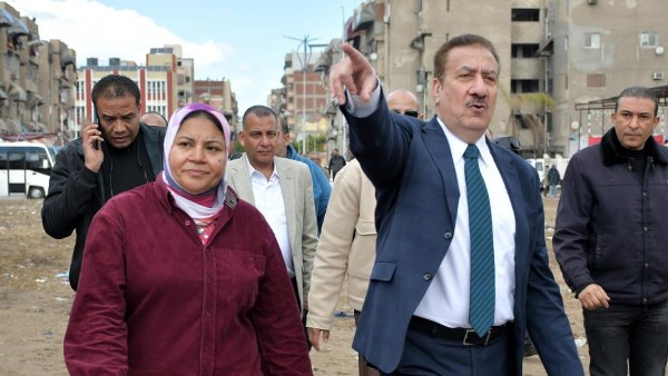 محافظ بورسعيد يتابع ميدانيًا أعمال رفع الرتش بمحيط قصر الثقافة على مساحة 6700م|  شاهد