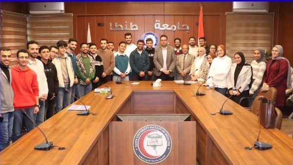 عميد طب طنطا: حريصون على إعداد كوادر طلابية مؤهلة لتحمل المسئولية