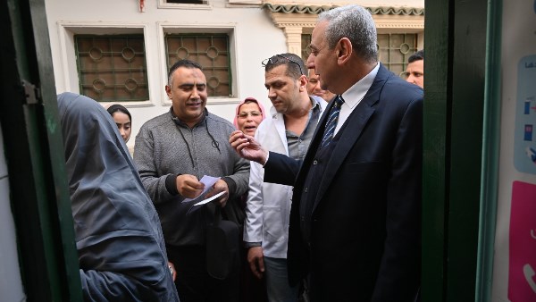 محافظ الغربية يتابع تطعيمات الحجاج والمعتمرين