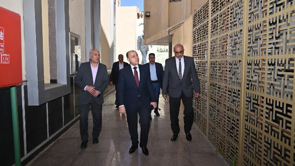 محافظ الغربية يتابع منظومة العمل بمركز البنية المعلوماتية المكانية ومركز معلومات شبكات المرافق