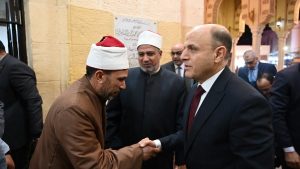 من رحاب السيد البدوي.. محافظ الغربية يؤدي أول صلاة تراويح ويبعث رسالة محبة إلى كل بيت