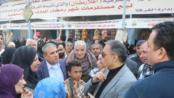 لمتابعة الإلتزام بالأسعار.. محافظ الشرقية يتفقد معرض “أهلاً رمضان” بميدان التحرير