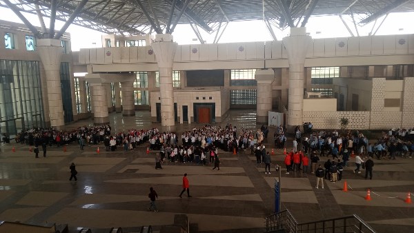 رحلات مخفضة بالقطار الكهربائي لنقل 3000 شاب إلى المدينة الرياضية بالعاصمة الجديدة | صور