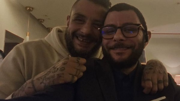 أحمد الفيشاوي ينشر صورا جديدة برفقة شقيقه