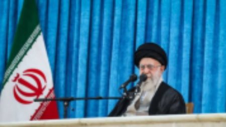 مقترح أمريكي بالقضاء على المرشد الإيراني خامنئي وابنه والملالي