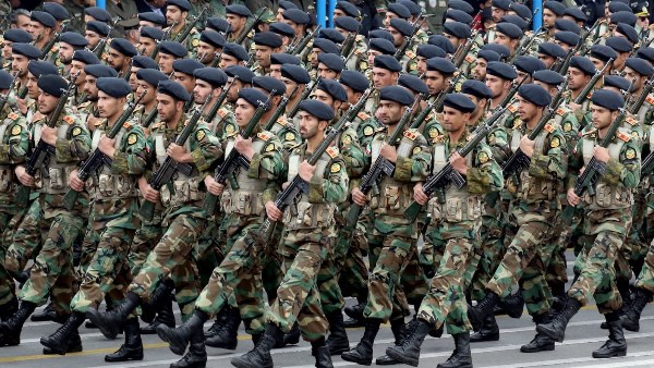 القوات البرية الإيرانية: نحن على أهبة الاستعداد لمواجهة أي تحركات معادية