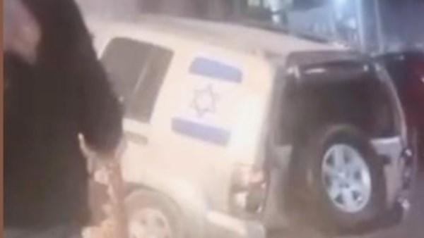 مهندس زراعي يدهس مواطنين بسيارة تحمل علم اسرائيل بكرداسة.. صور