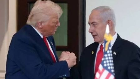 ترامب أبلغ نتنياهو بأنه سيدعم توجيه ضربات إسرائيلية لبرنامج الصواريخ الباليستية الإيراني