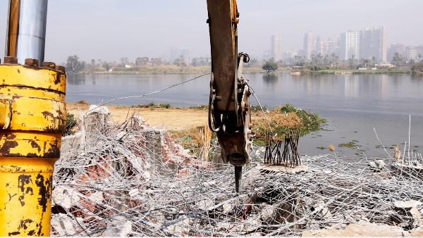 وزير الري: تعامل فوري مع أي تعديات على مجرى نهر النيل