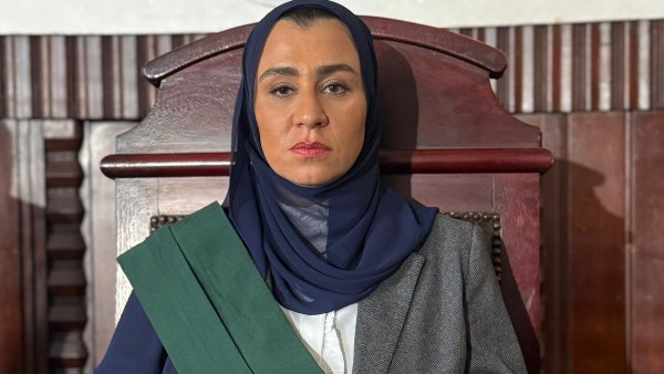 لأول مرة في الدراما المصرية.. هانيا فهمي قاضية في مسلسل فرصة أخيرة