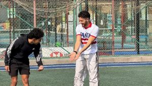 بـ تيشرت الزمالك..أحمد مالك يثير الجدل في أحدث ظهور له