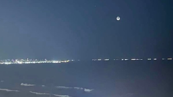 يوسف زيدان يعلق على شكل الهلال: هذا هلال اليوم الثاني