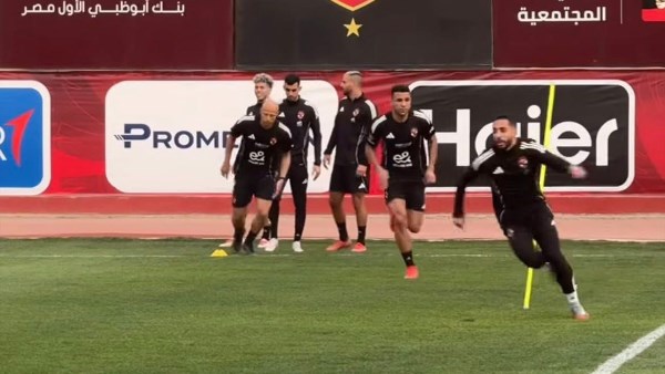 شاهد.. لقطات من تدريب الأهلي استعدادا لمواجهة الجيش الملكي في دوري أبطال أفريقيا