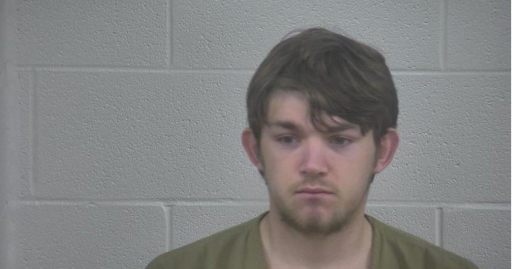 القبض على رجلين من إلينوي بعد محاولتهما اختطاف مراهقة من كنتاكي ونقلها إلى تكساس