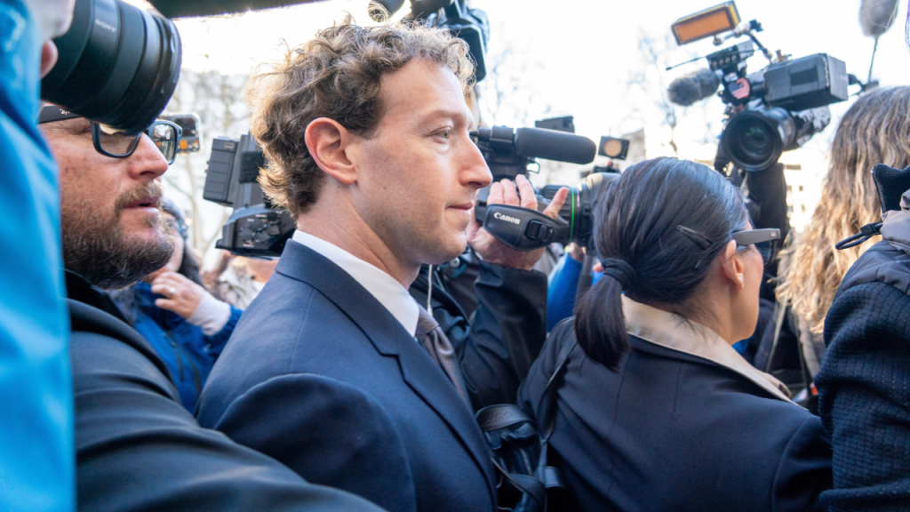 يشهد الرئيس التنفيذي لشركة Meta Zuckerberg في المحاكمة التي يمكن أن تعيد تشكيل مسؤولية التكنولوجيا