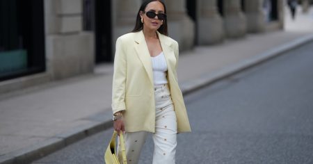 لا تنتظر الطقس الأكثر دفئًا لتحصل على هذه القطع الانتقالية التي لا تقاوم – الرائجة الآن!