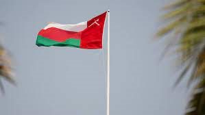 سلطنة عمان تدين استهداف خزان وقود في ميناء الدقم التجاري بعدد من المسيرات