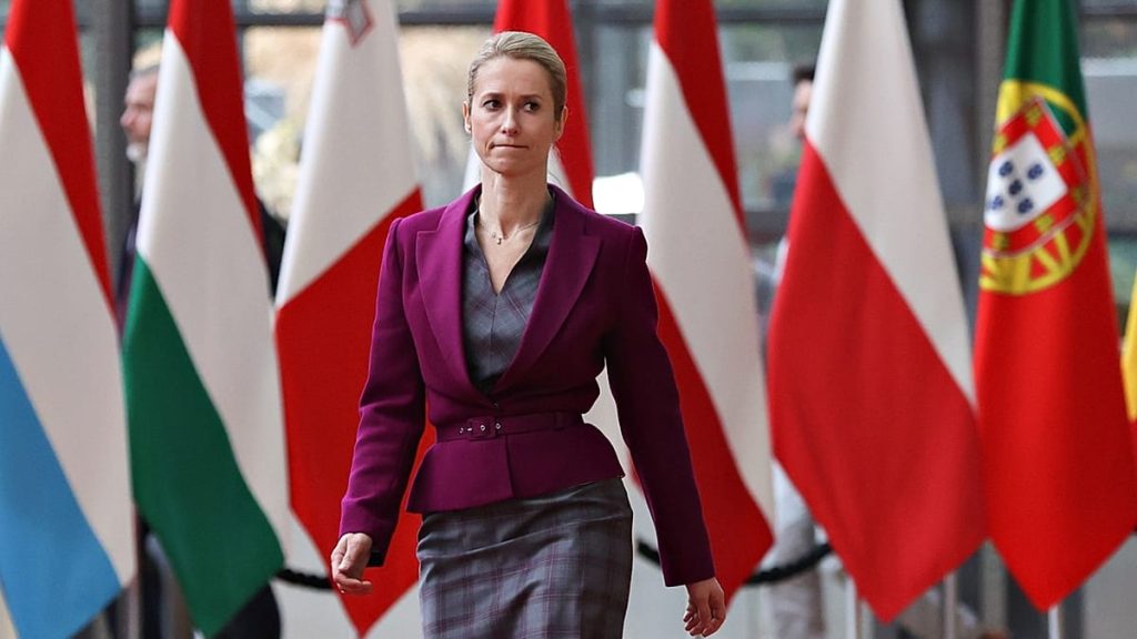 كلاس: إيران الديمقراطية “بعيدة عن اليقين” محذراً من “لحظة خطيرة”