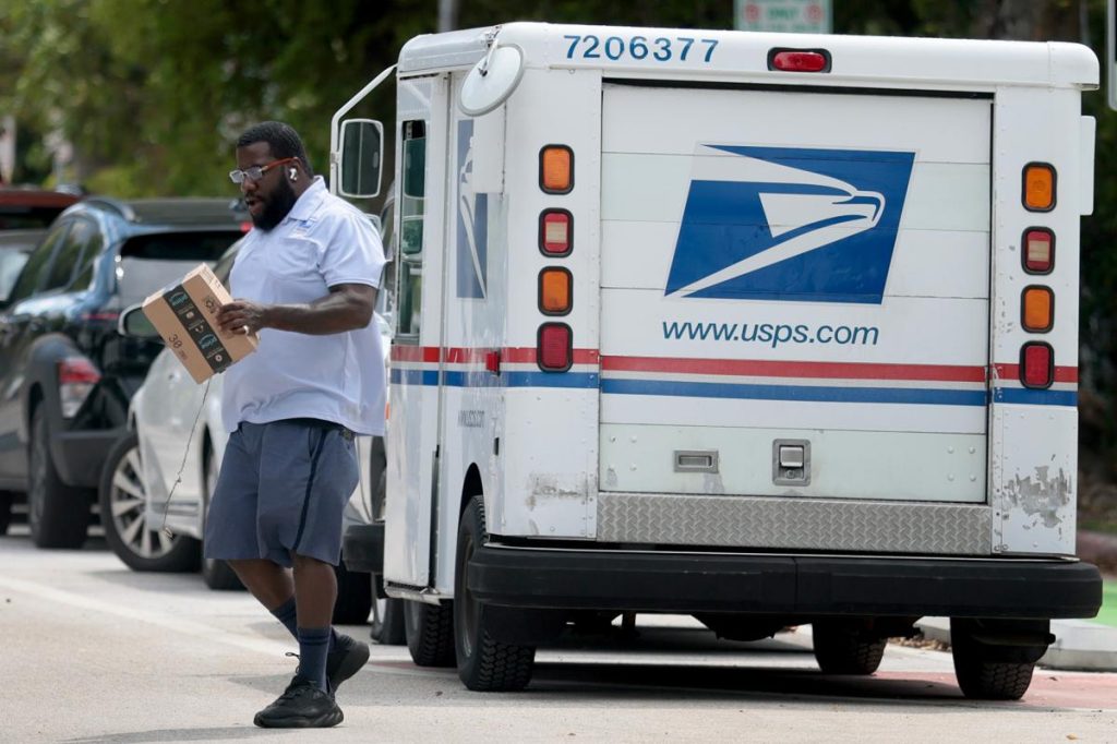 قد تؤدي أزمة USPS النقدية إلى توقف تسليم البريد بحلول عام 2027
