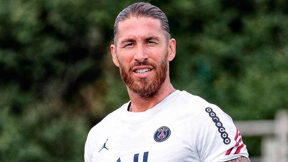 سيرجيو راموس يقترب من إتمام صفقة شراء نادِ إسباني شهير