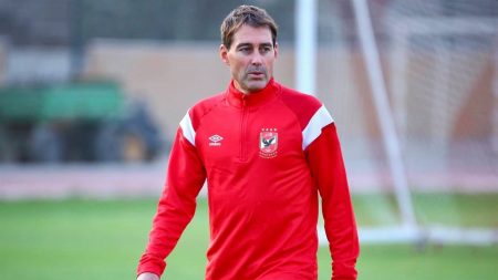 شوبير يحسم الجدل حول عودة «فايلر» لتدريب الأهلى