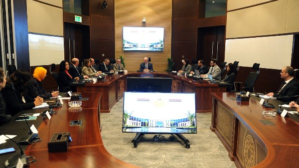 نائب رئيس الوزراء : تطوير آليات تمويل مبتكرة قادرة على تحفيز الاستثمارات الخاصة