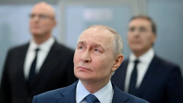 مصحوبة بمعلومات استخباراتية.. روسيا ترسل طائرات بدون طيار وأدوية ومواد غذائية إلى إيران