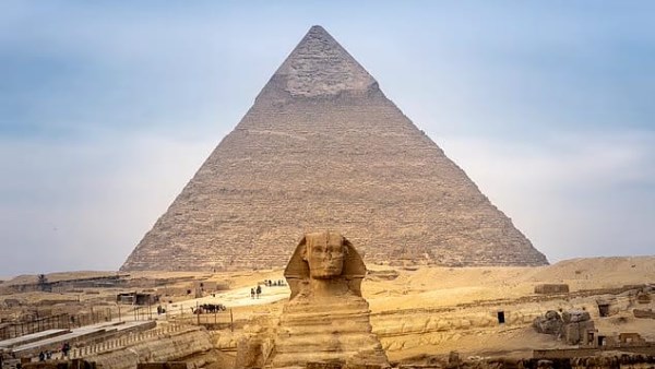 هل يختبئ شقيق أبو الهول تحت الأهرامات؟.. مصر على أبواب اكتشاف أثري ضخم