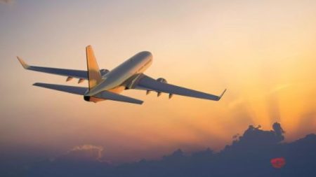 الهروب من الجحيم.. مئات الآلاف من الأوروبيين يفرون في رحلات مكثفة بعد اشتعال الحرب ضد إيران