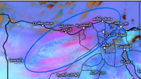 عاصفة ترابية تضرب القاهرة والمحافظات.. وتدهور الرؤية لأقل من 1000 متر خلال ساعات