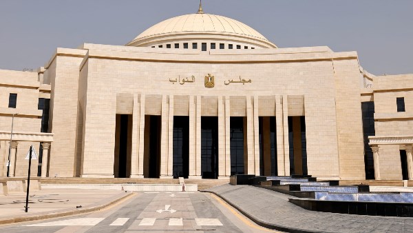 لمواجهة التضخم .. طلب إحاطة عاجل بالبرلمان لإعادة ربط المعاشات بالأجور