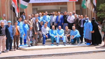 فريق طبي مصري يقود أول برنامج لتوطين زراعة الكبد في اليمن