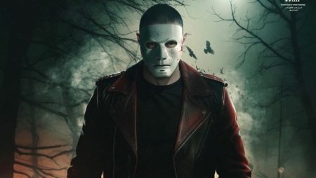 لا يتماشى مع الإجراءات القانونية.. كريم السبكي يعلق على سحب سفاح التجمع من السينمات