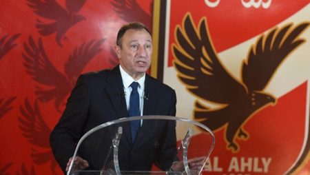 لاعب الزمالك السابق يسخر من بيان إدارة الأهلي بعد الخسارة من الترجي