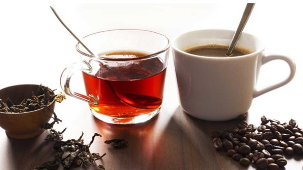 تناول هذه الكمية من القهوة أو الشاي يوميًا يقلل من الإصابة بمرض خطير
