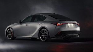 أسعار ومواصفات لكزس IS موديل 2026 في السعودية