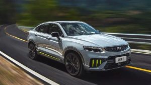 المواصفات الكاملة لسيارة جيلي توجيلا 2026.. كم سعرها في السعودية؟