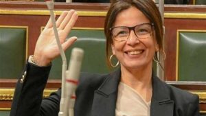 وزيرة الثقافة لـ”الشيوخ”: شاشات سينما في قصور الثقافة بالصعيد لإتاحة الفن للجميع